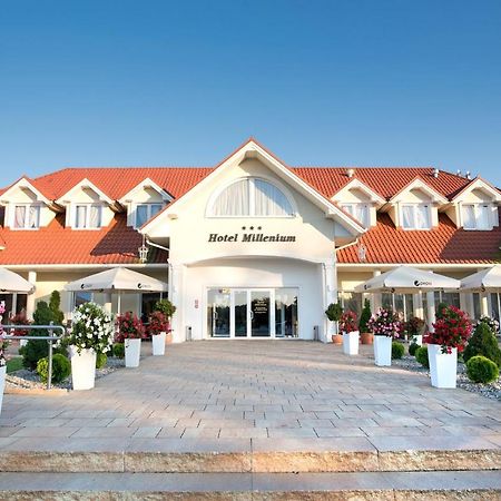 Hotel Millenium Gora Motyczna ภายนอก รูปภาพ