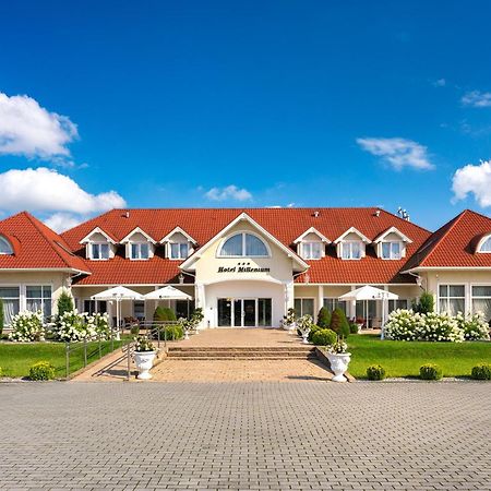 Hotel Millenium Gora Motyczna ภายนอก รูปภาพ