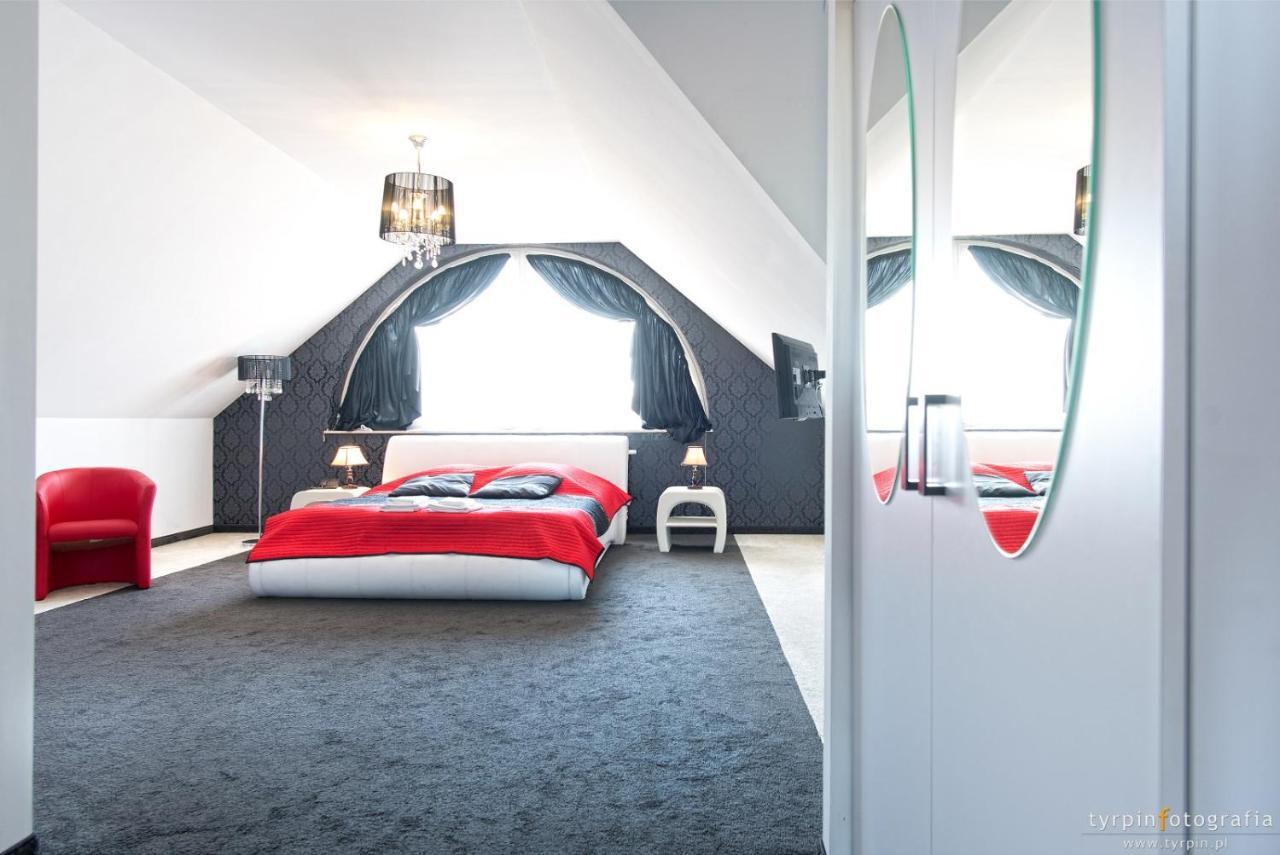 Hotel Millenium Gora Motyczna ภายนอก รูปภาพ