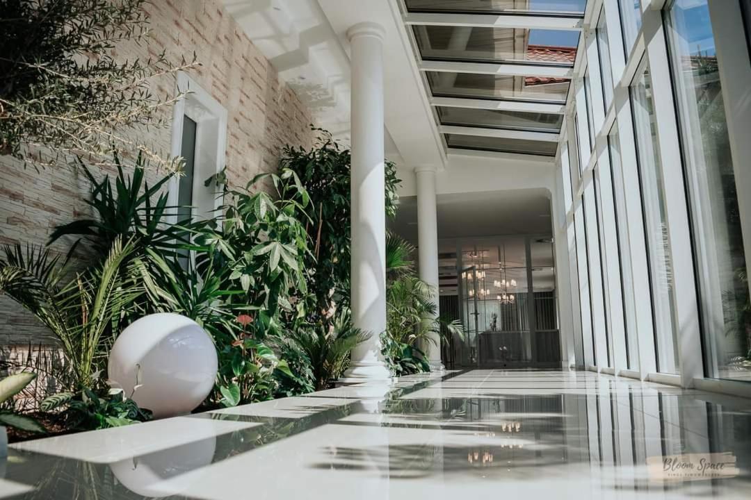 Hotel Millenium Gora Motyczna ภายนอก รูปภาพ