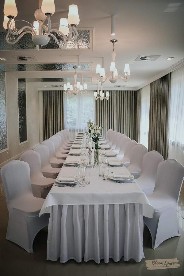 Hotel Millenium Gora Motyczna ภายนอก รูปภาพ