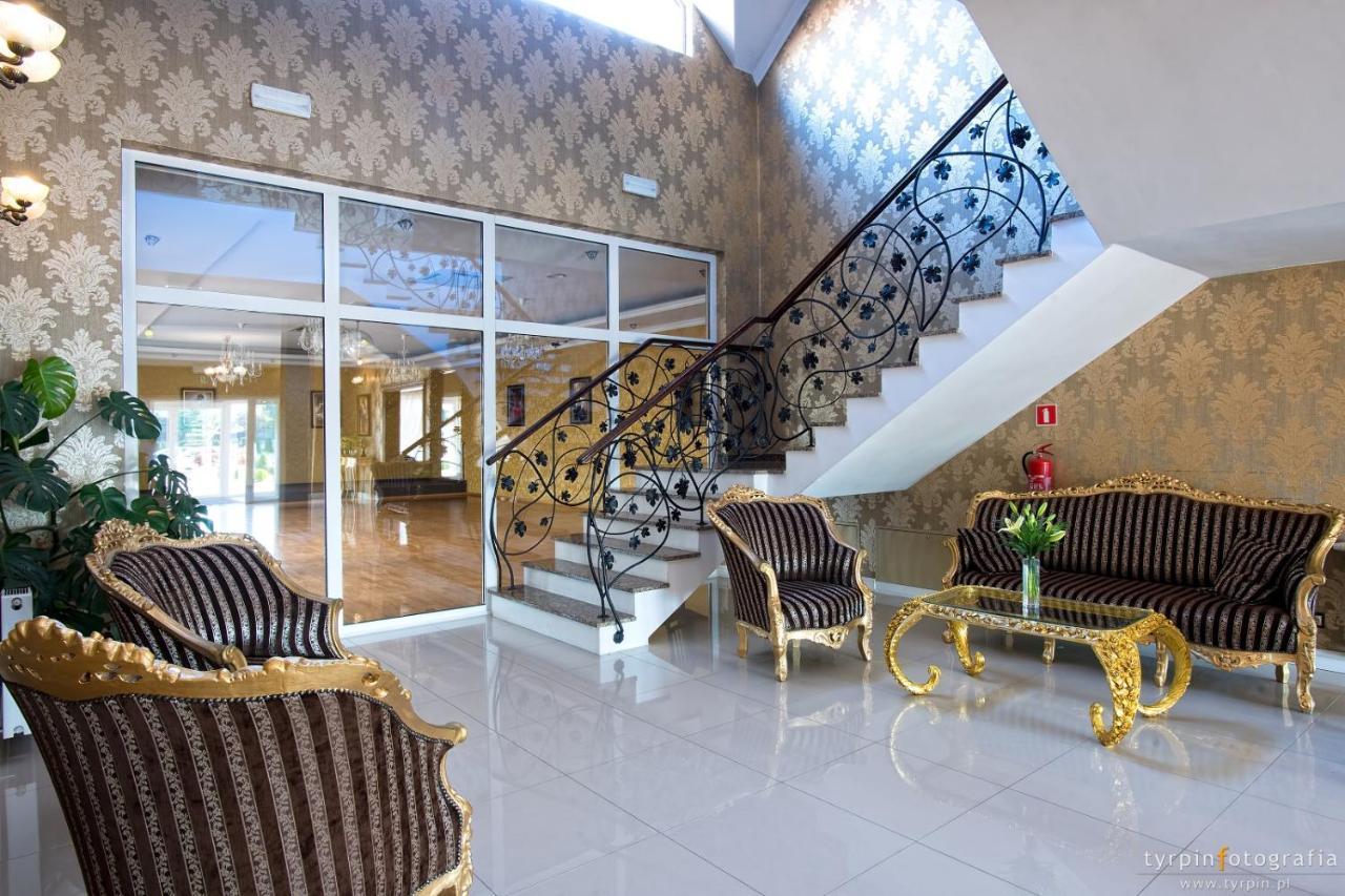 Hotel Millenium Gora Motyczna ภายนอก รูปภาพ