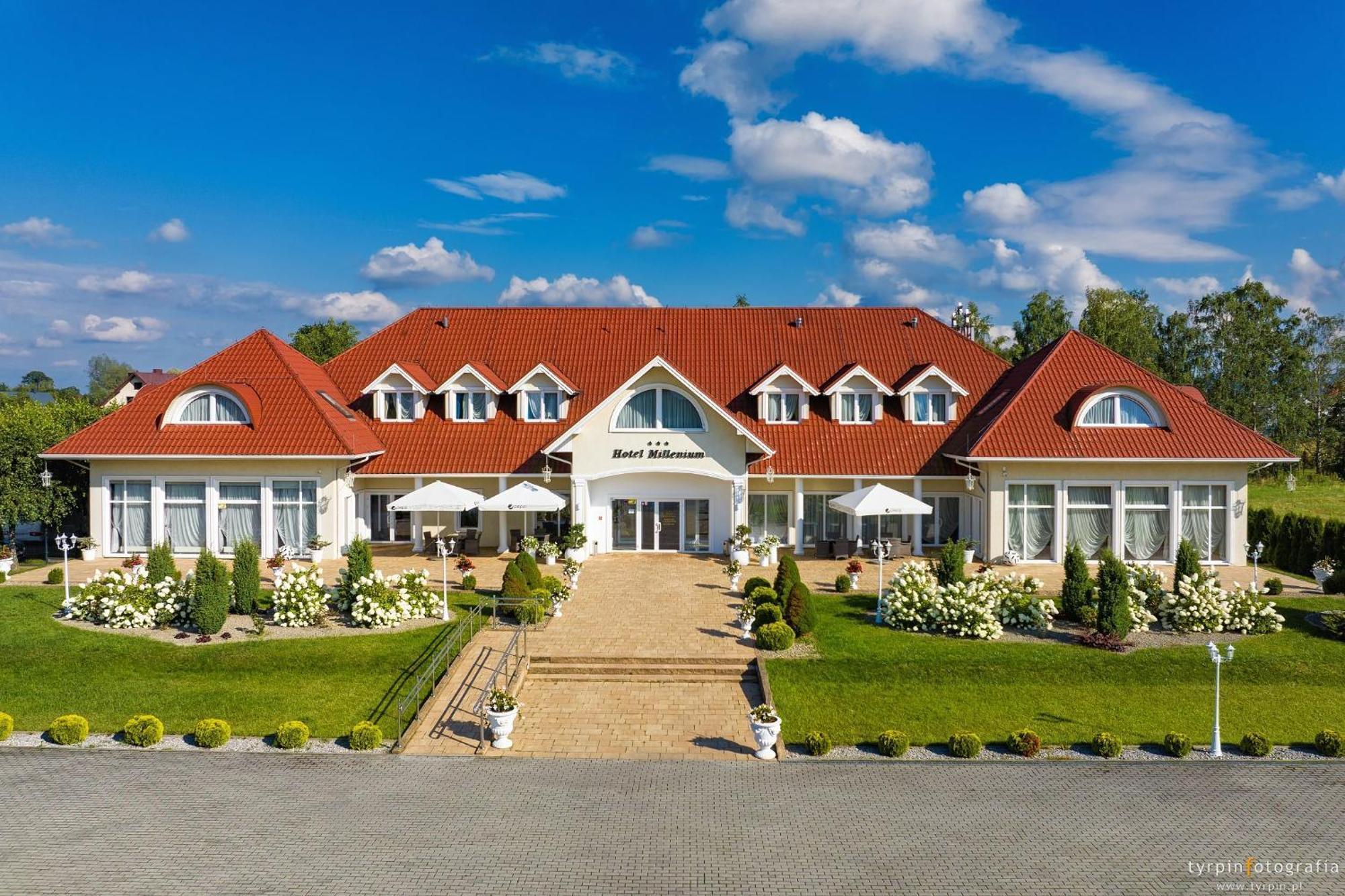 Hotel Millenium Gora Motyczna ภายนอก รูปภาพ