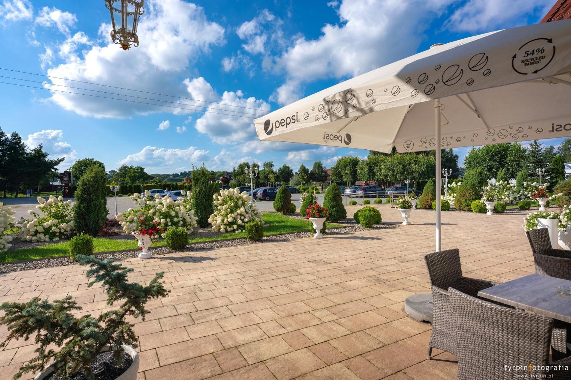 Hotel Millenium Gora Motyczna ภายนอก รูปภาพ