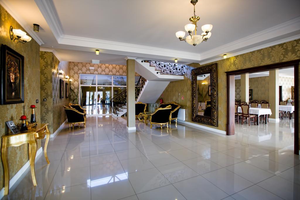 Hotel Millenium Gora Motyczna ภายนอก รูปภาพ