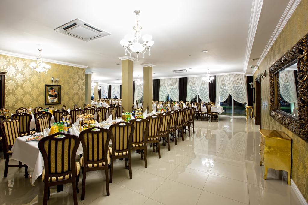 Hotel Millenium Gora Motyczna ภายนอก รูปภาพ